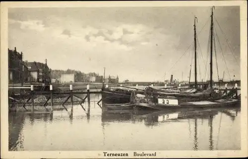 Ak Terneuzen Zeeland Niederlande, Boulevard, Schiffe