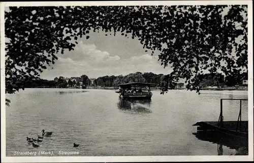 Ak Strausberg in der Mark, Fähre auf dem Straussee