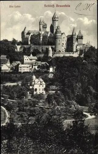 Ak Braunfels an der Lahn, Blick auf den Ort und das Schloss