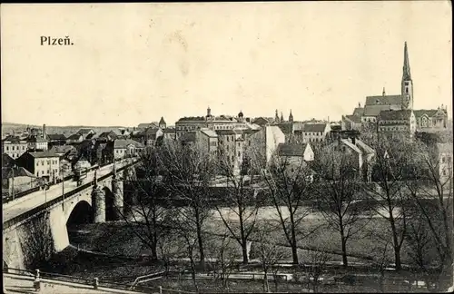 Ak Plzeň Pilsen Stadt, Stadtansicht, Brücke, Kirchturm