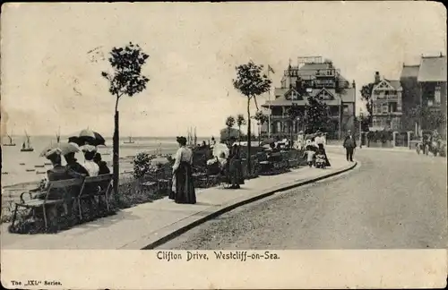 Ak Westcliff on Sea Southend on Sea Essex England, Clifton Drive