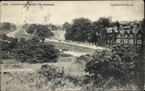 Ak Tunbridge Wells Kent England, London Road from the Common