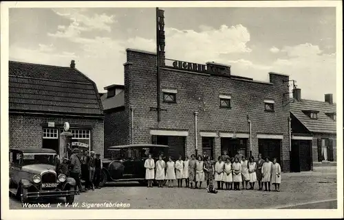 Ak Wernhout Nordbrabant, KVW Sigarenfabrieken, Tankstelle