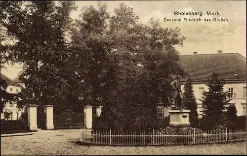 Ak Rheinsberg in der Mark, Denkmal Friedrich des Großen