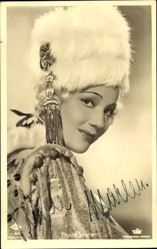 Ak Schauspielerin Trude Marlen, Portrait mit Pelzmütze, Wien Film