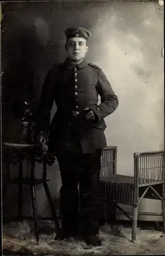 Foto Ak Grudziądz Graudenz Westpreußen, deutscher Soldat in Uniform