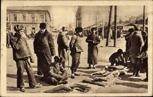 Ak Ukraine, Männer in Trachten, Straßenhändler