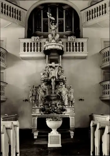 Foto Ak Carlsfeld Eibenstock im Erzgebirge, Altar der Kirche