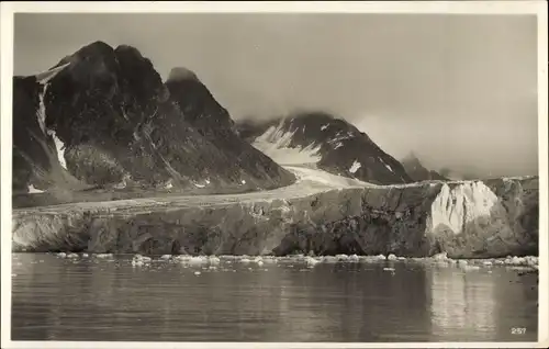 Ak Spitsbergen Spitzbergen Norwegen, Magdalenenbucht, Gullygletscher