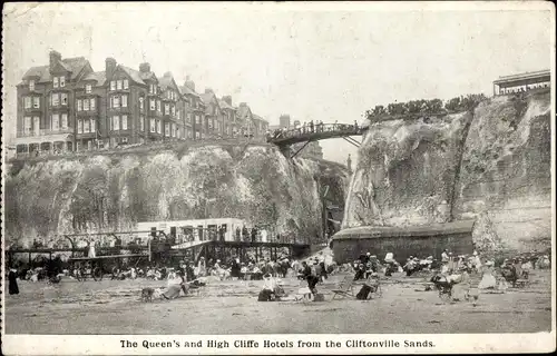 Ak Margate Kent England, The Queen's and High Cliffe Hotels from the Cliftonville Sands