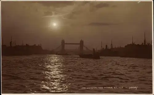 Mondschein Ak London City England, The Tower Bridge