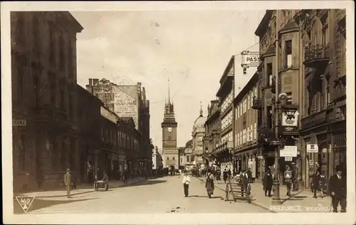 Ak Pardubice Pardubitz Stadt, Wilsonova Tr., Straßenpartie