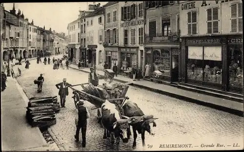 Ak Remiremont Lothringen Vosges, Grande Rue, Chapellerie, Rinderkarren