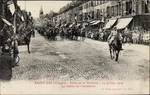 Ak Saint Dié Lothringen Vosges, Fetes de la Victoire 14 Juillet 1919, Defile de l'Artillerie