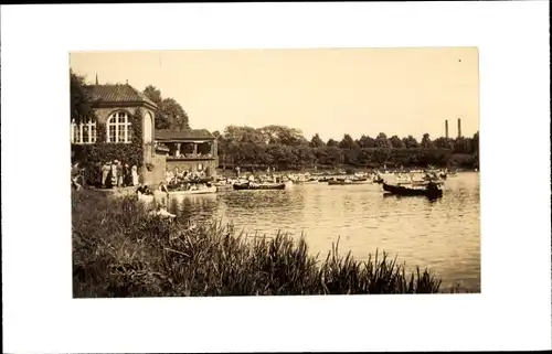 Foto Hamburg Nord Winterhude, Partie im Stadtpark, Ruderboote