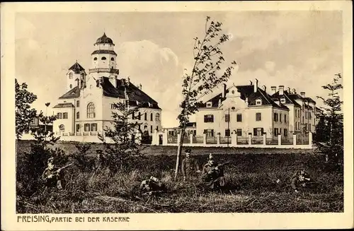 Ak Freising in Oberbayern, Partie bei der Kaserne