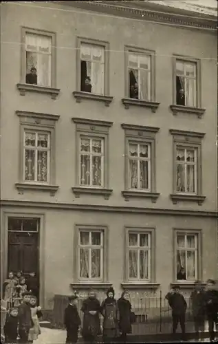 Foto Ak Mühlhausen in Thüringen, Wohnhaus Weinbergstraße 60, Anwohner, um 1910