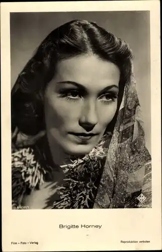 Ak Schauspielerin Brigitte Horney, Portrait