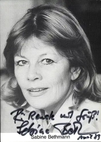 Ak Schauspielerin Sabine Bethmann, Autogramm