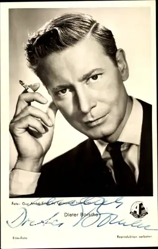 Ak Schauspieler Dieter Borsche, Portrait, Autogramm, Zigarette