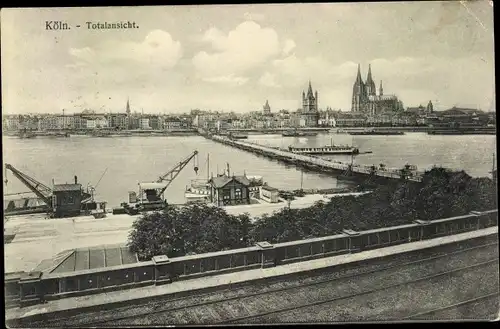 Ak Köln am Rhein, Totalansicht, Dom, Brücke, Kräne