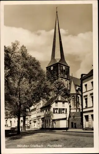 Ak Mönchengladbach am Niederrhein, Pfarrkirche, Turmuhr