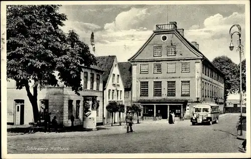 Ak Schleswig an der Schlei, Rathaus, Straßenpartie, Bus, Litfaßsäule