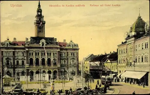Ak Novi Sad Újvidék Neusatz Serbien, Rathaus mit Hotel Kovacs