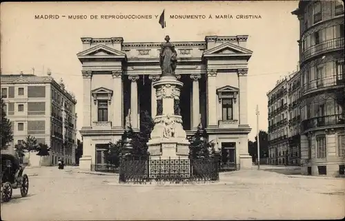 Ak Madrid Spanien, Museo de Reproducciones y Monumento á María Cristina