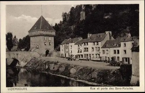 Ak Luxemburg, Rue et porte des Bons Malades