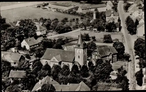 Ak Mennighüffen Löhne in Westfalen, Kirche, Fliegeraufnahme