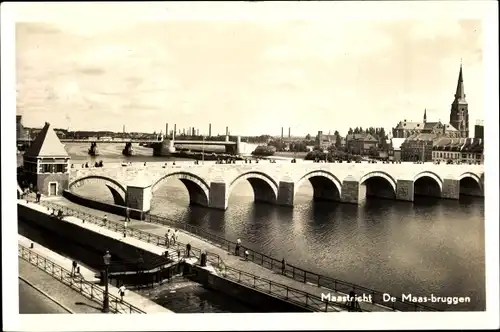 Ak Maastricht Limburg Niederlande, De Maas-bruggen