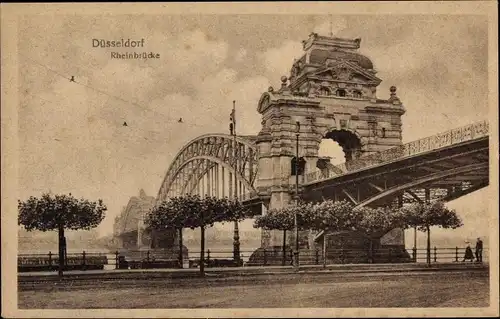 Ak Düsseldorf am Rhein, Rheinbrücke