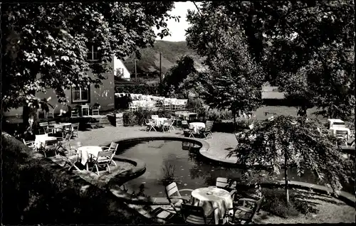 Ak Sehl Cochem an der Mosel, Haus Hoffmann, Garten, Teich