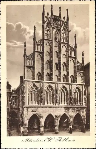 Ak Münster in Westfalen, Rathaus mit Bogengang