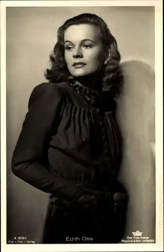 Ak Schauspielerin Edith Oss, Portrait