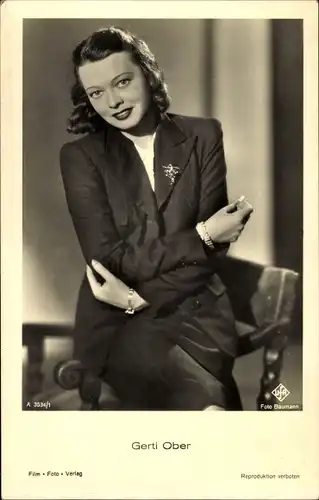Ak Schauspielerin Gerti Ober, Portrait