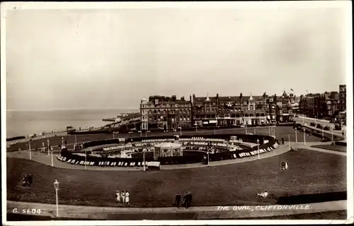 Ak Cliftonville Kent England, The Oval