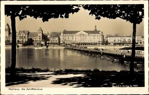 Ak Koblenz am Rhein, Die Schiffsbrücke
