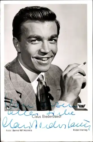 Ak Schauspieler Claus Biederstaedt, Portrait, Autogramm, Zigarette