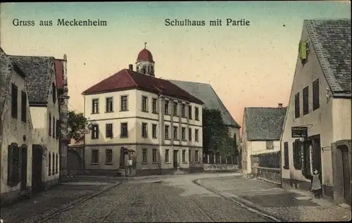 Ak Meckenheim in der Pfalz, Schulhaus, Straßenpartie