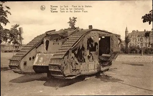 Ak Ypres Ypern Westflandern, Le Tank, Place de la Station, zerstörter Panzer, I WK