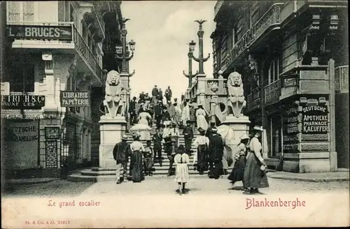 Ak Blankenberghe Blankenberge Westflandern, Le grand escalier, die große Treppe, Deutsche Apotheke