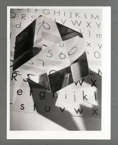 Maurice Tabard, Original, 1970er Jahre, o. T. (Geometrische Figur mit Buchstaben und Zahlen)