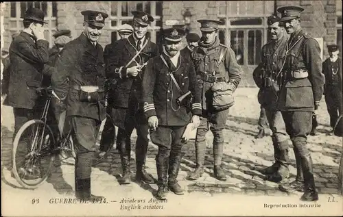 Ak English aviator Samson with other officers and aviators, britische Soldaten, I. WK