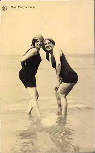 Ak Nos Baigneuses, zwei Frauen in Badeanzügen im Wasser