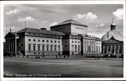 Ak Berlin Mitte, Staatsoper, St. Hedwigs Kathedrale