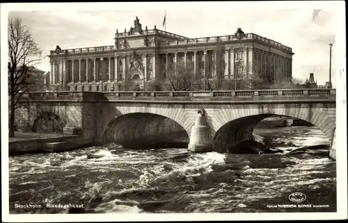 Ak Stockholm Schweden, Riksdagshuset, Brücke