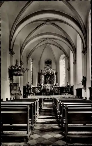 Ak Heimbach in der Eifel, Pfarrkirche, Innenansicht, Altar. Kanzel