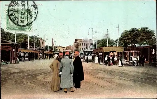 Ak Cairo Kairo Ägypten, Square Ataba el Khadra, Straßenbahn, Einheimische